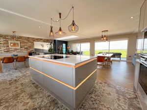 Photo 20- click for photo gallery